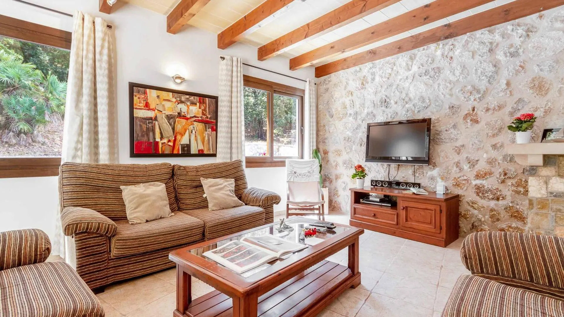 Villa Alexandria Cala de Sant Vicenc Spanien